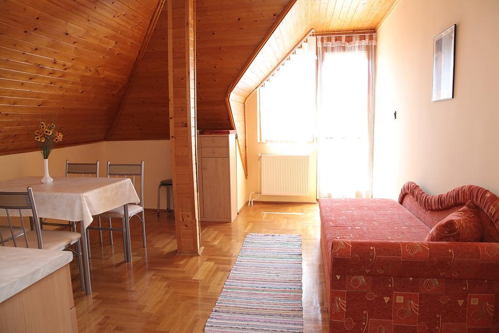 Andrea Apartmanház Balatongyörök Kültér fotó