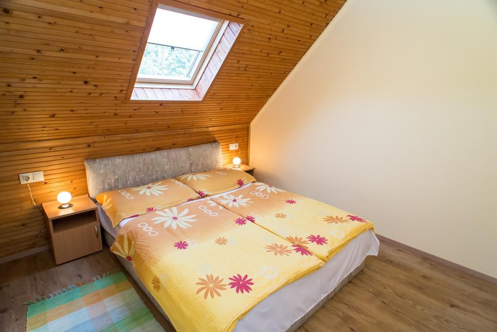Andrea Apartmanház Balatongyörök Kültér fotó