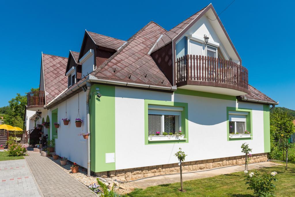 Andrea Apartmanház Balatongyörök Kültér fotó